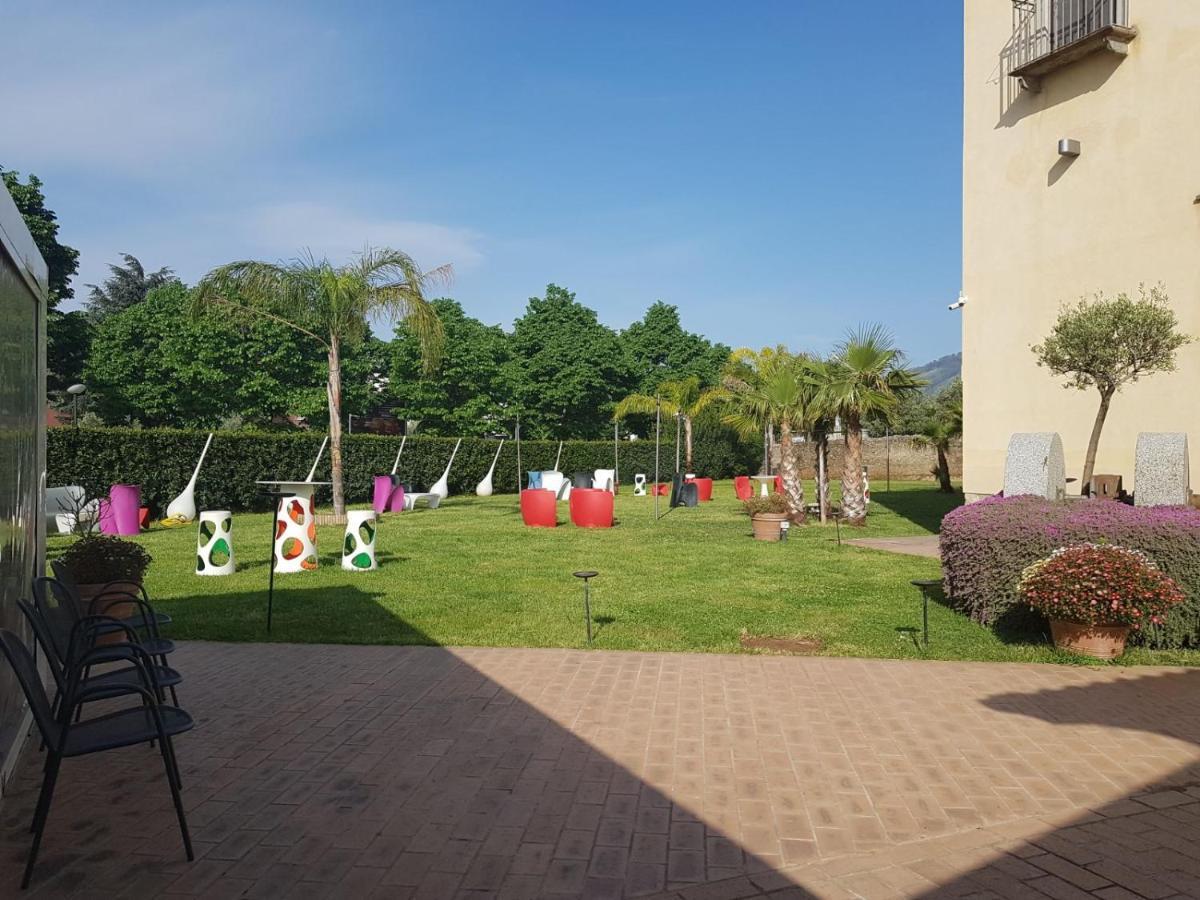 I Giardini Del Novecento Hotel Lamezia Terme Ngoại thất bức ảnh